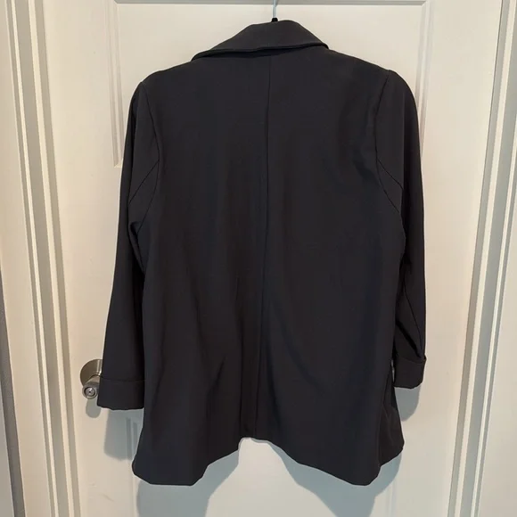 Torrid 0x plus dark gray charcoal long blazer like new - Picture 4 of 4